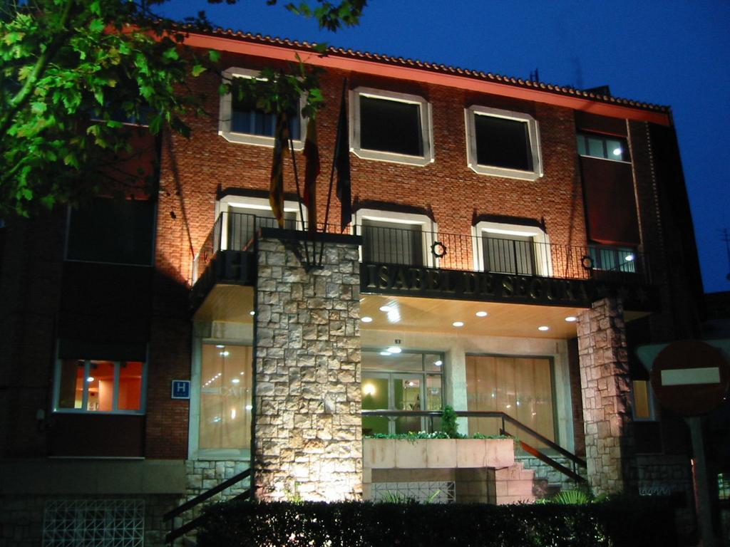Hotel Isabel De Segura Teruel Exterior photo